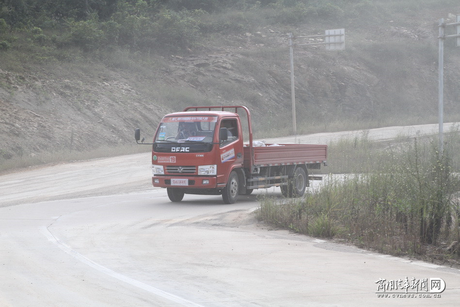 东风轻型