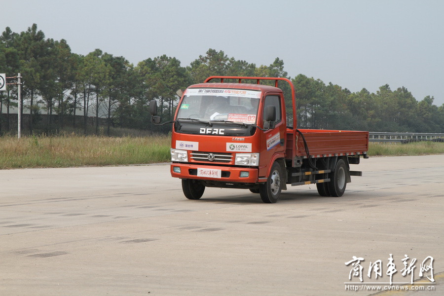 东风轻型车
